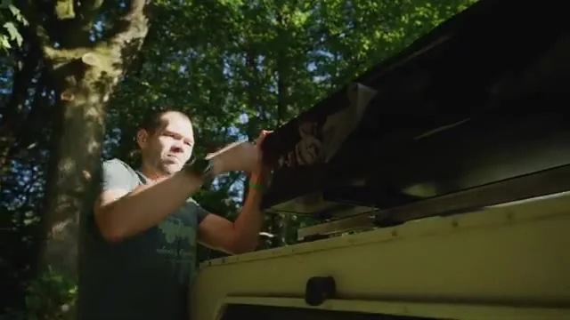 Outwell Bamfield 140 folding roof tent mechanism