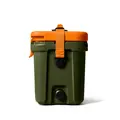 Roadie 15 Olive/King Crab Orange side view
